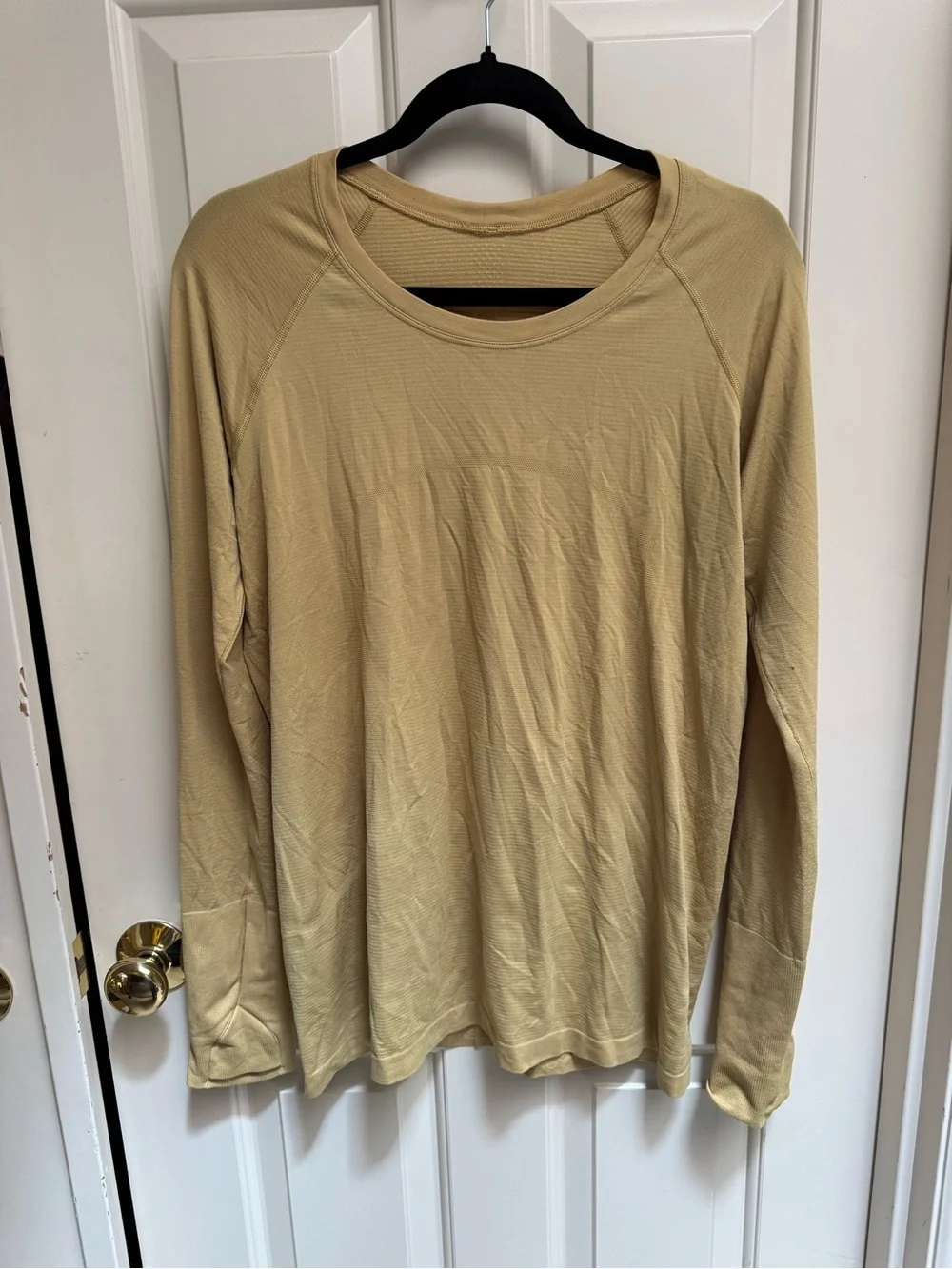 lululemon athletica Long Sleeve Crew Neck Top